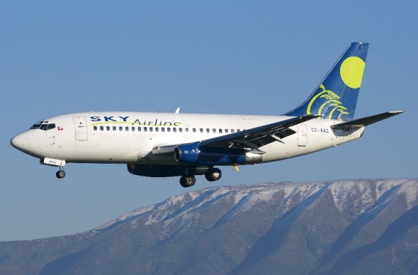 Sky Airline Boeing 737-200